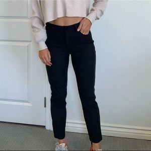 City Sleek 5 Pocket 7/8 Pant in Black. Never worn size 6